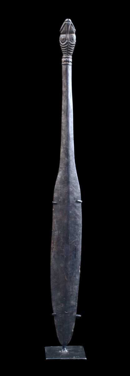 Spatule en bois, art tribal, art océanien, art du pacifique, Papouasie Nouvelle Guinée, 60 cm