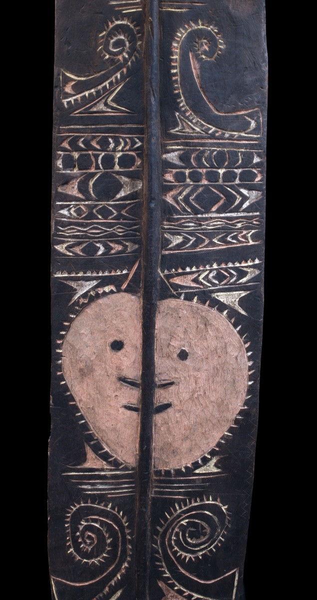 Bouclier votif, Art Océanien, Art Tribal, Arts Premiers, Océanie,  sculpture, 158 x 30 cm-photo-3
