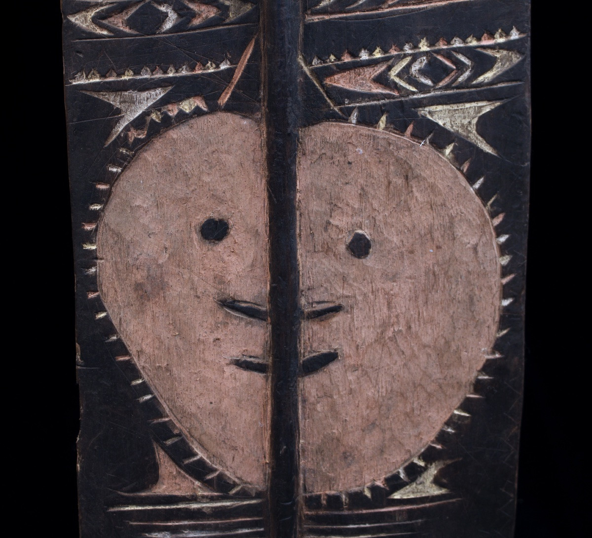 Bouclier votif, Art Océanien, Art Tribal, Arts Premiers, Océanie,  sculpture, 158 x 30 cm-photo-3