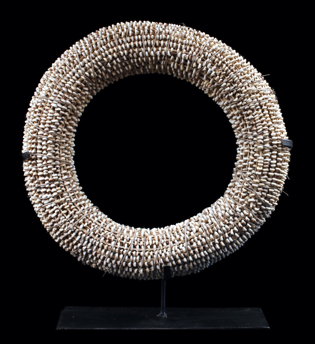 Monnaie Tolaï, Tabu, Papouasie Nouvelle Guinée, Arts Premiers, Art Océanien, 34 x 35 cm