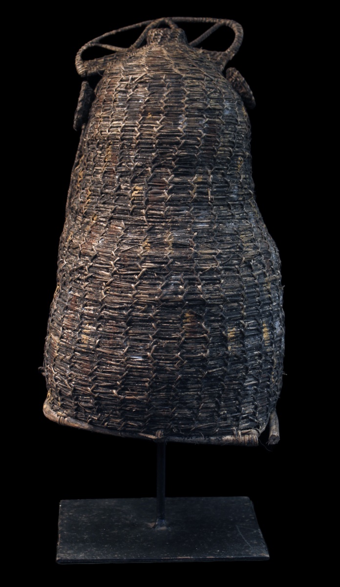 Masque heaume, art tribal , art océanien, Océanie, Papouasie Nouvelle Guinée, 39 cm-photo-3