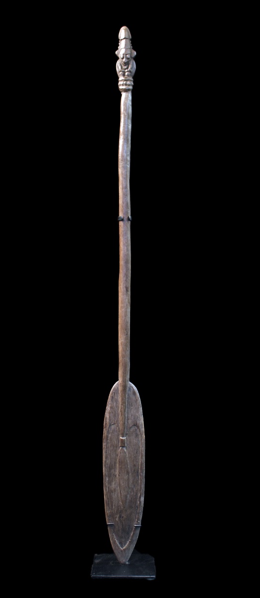 Pagaie d'enfant, Papouasie Nouvelle Guinée, Art Océanien, Océanie, art du Pacifique, 113 cm