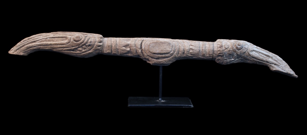 Fragment de tambour à main, Fleuve Sépik, Art Premier, Art Océanien, art tribal, Océanie, 66 cm