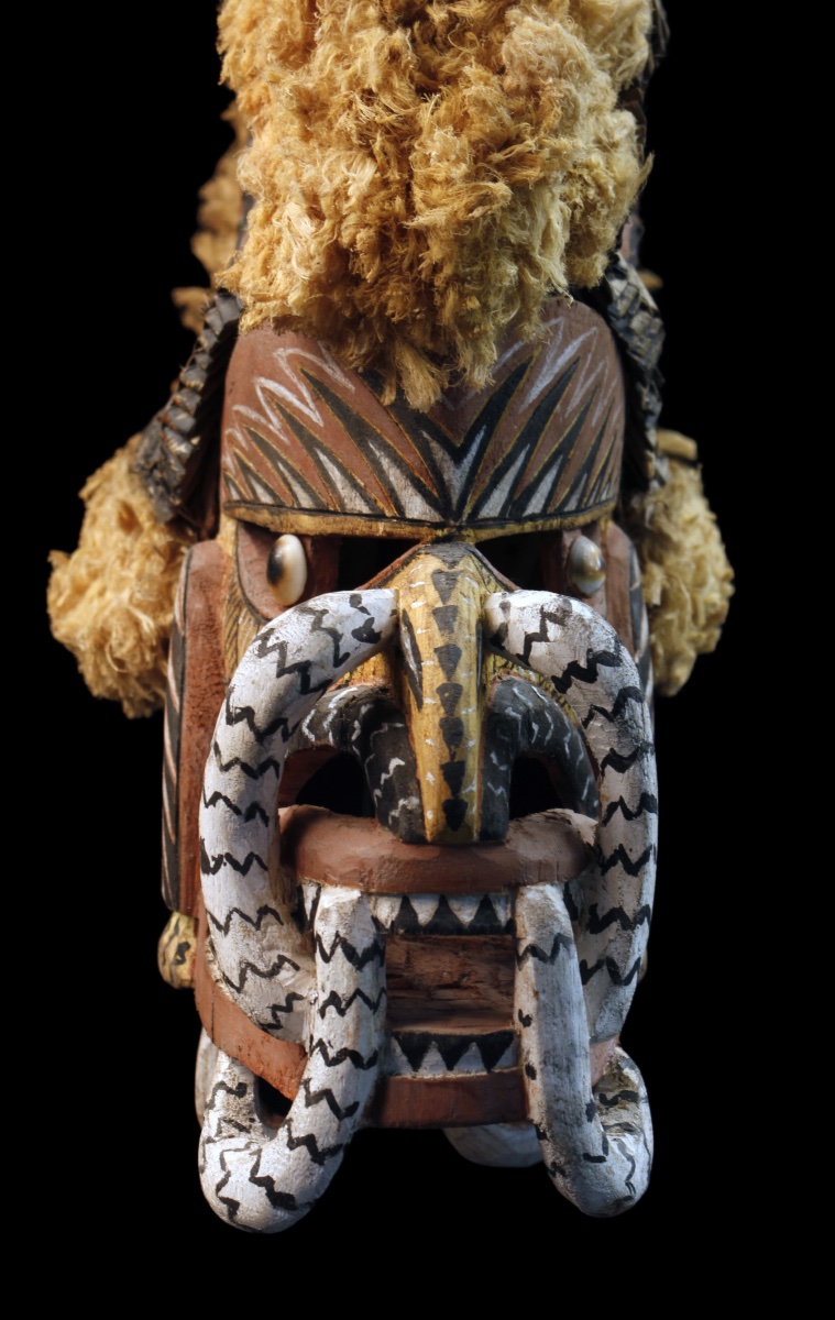 Masque Tatanua, Masque Malagan, Iles Tabar, Art Océanien, art tribal, 45 x 21 x 49 cm -photo-1