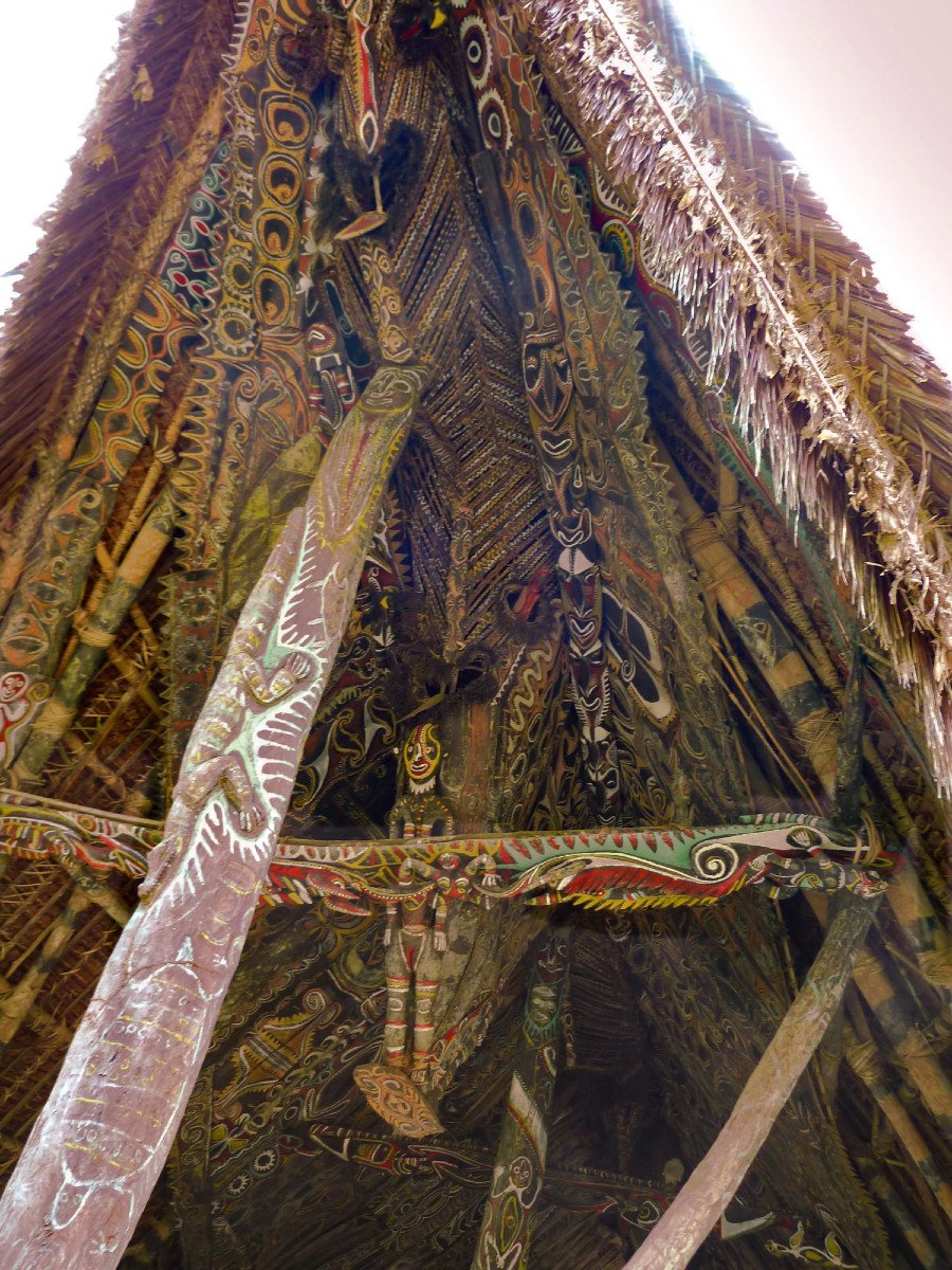 Ceremonial Hut Beam, Papua New Guinea, Oceania, Primitive Art, Oceanic Art-photo-1