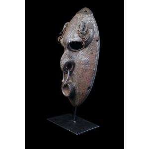 Masque de bouclier de pirogue, art tribal, art océanien, Papouasie Nouvelle Guinée, 45 cm