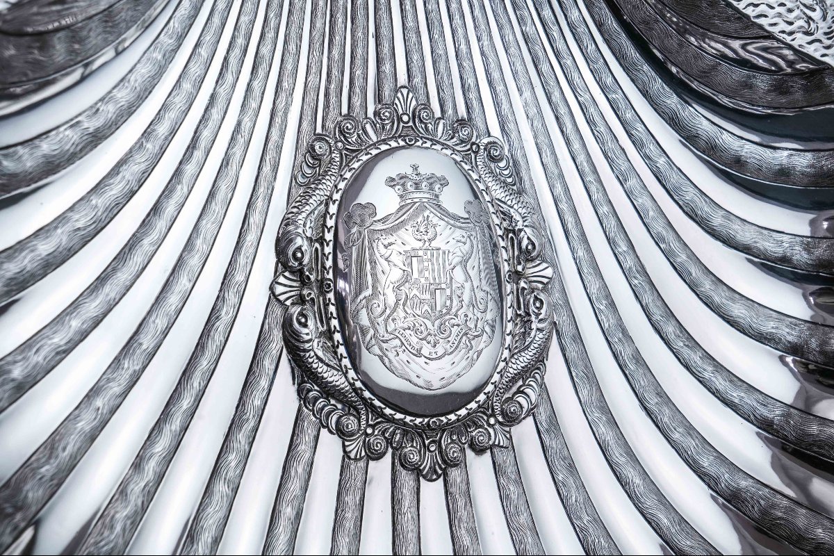 Ancien Bol /Bassin Argent Massif Victorien Forme de Coquille (40 cm+) - Hunt & Roskell 1846-photo-2