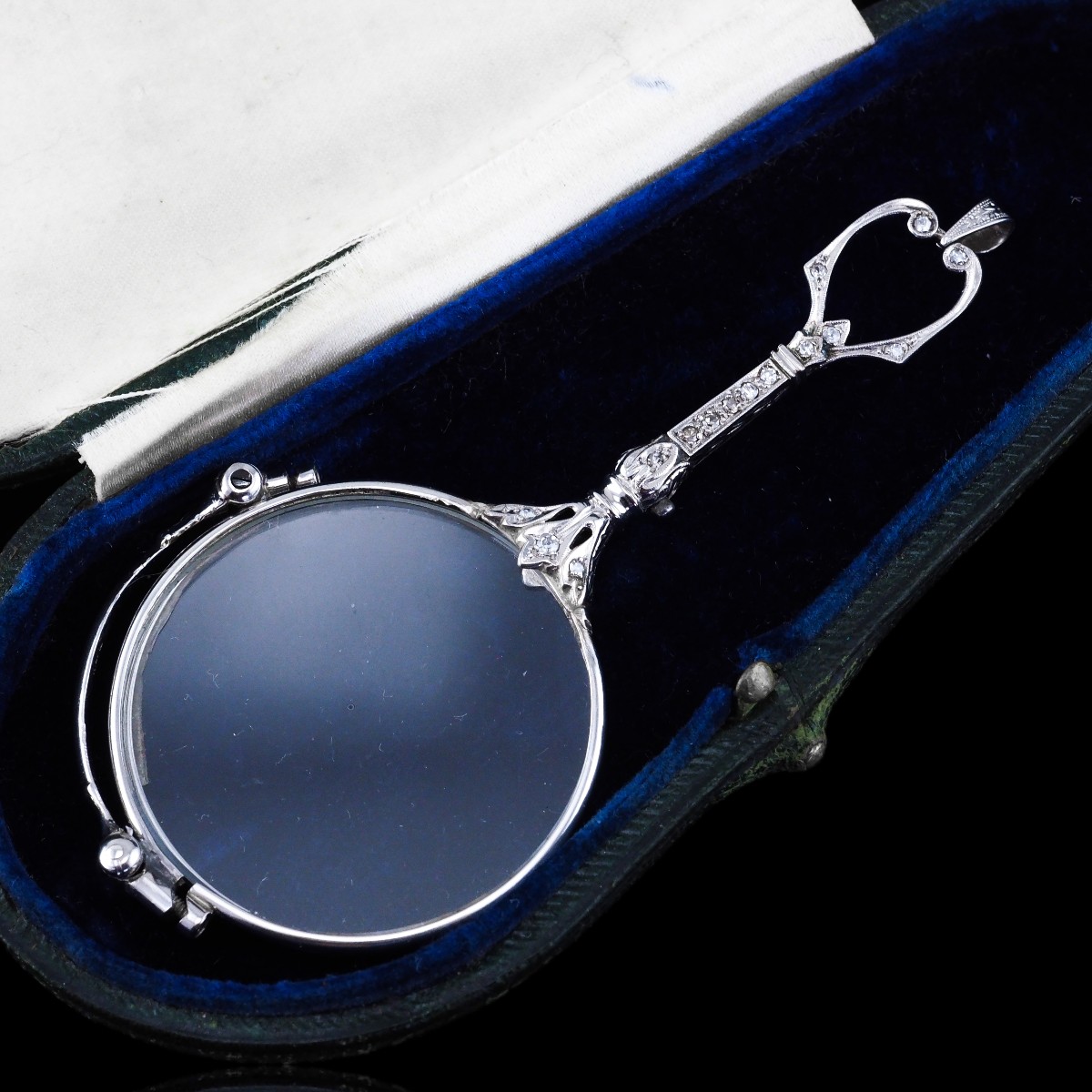 Lorgnette ancienne Art déco en platine sertie de diamants  lunettes d’opéra, vers 1920