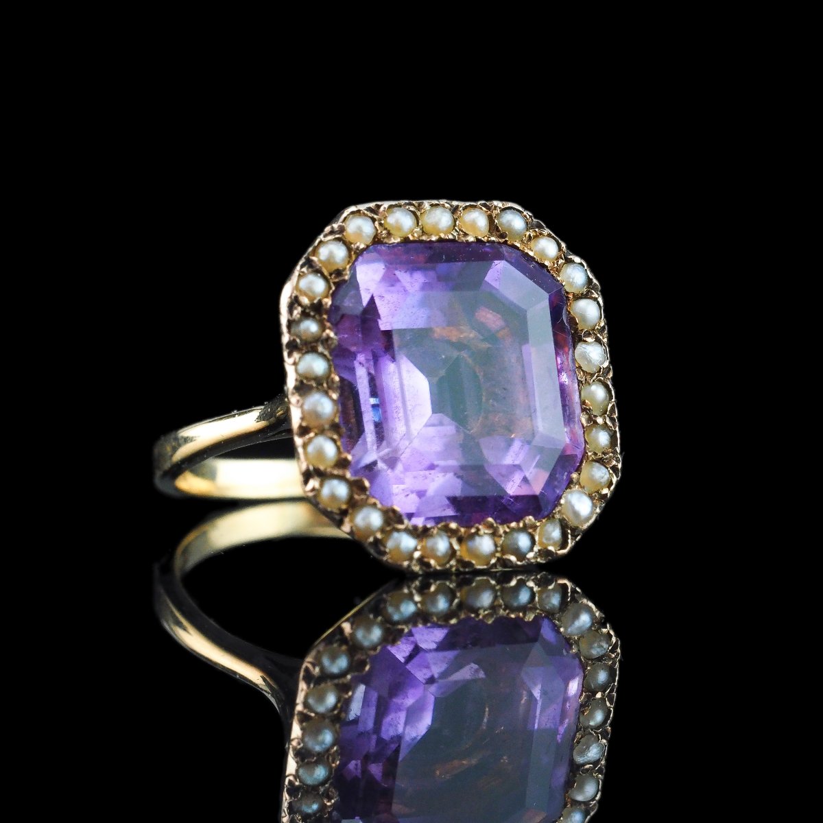 Bague édouardienne en or 18K, ornée d’une améthyste taille émeraude et de perles – vers 1900-photo-4