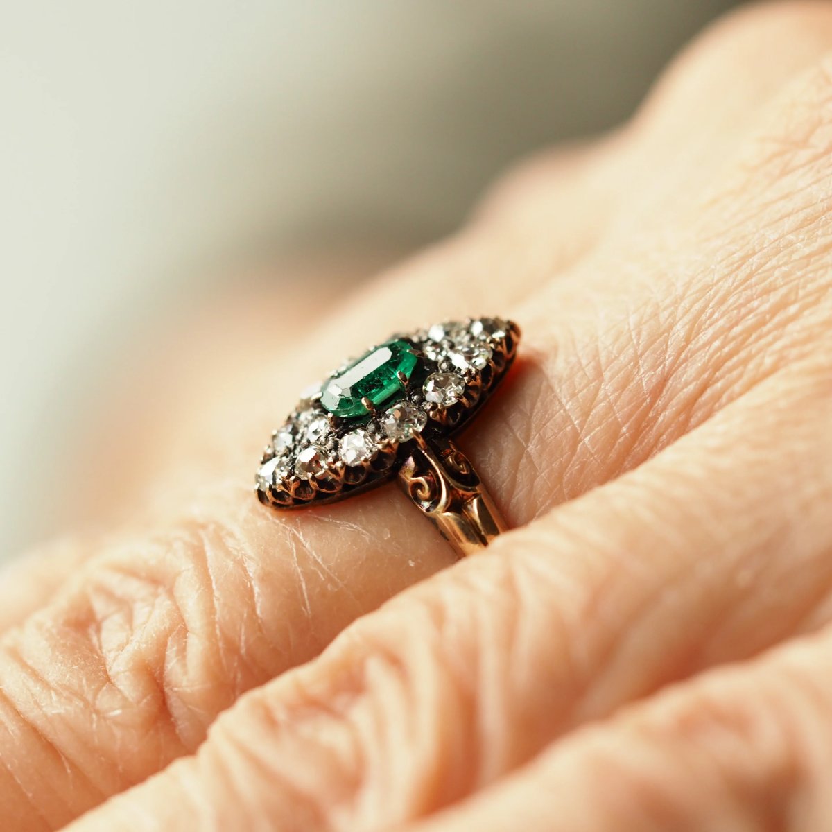 Antique Victorian 18k Gold Emerald & Diamond Navette Cluster Ring - C.1880-photo-1