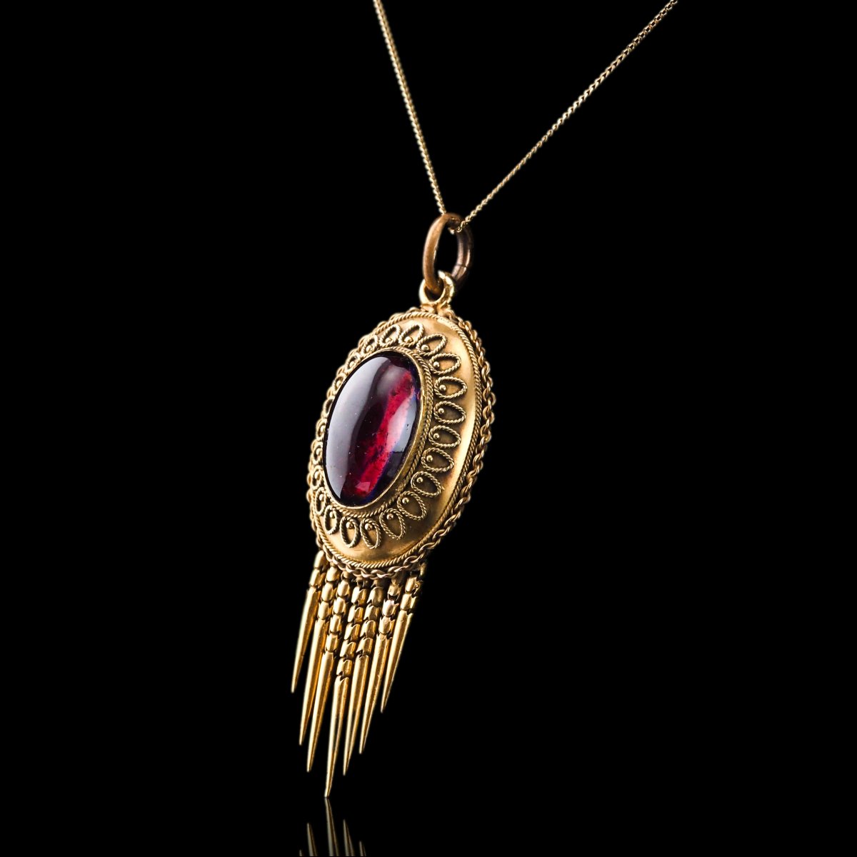 Collier pendentif victorien de style étrusque, grenat et or 15K, vers 1880-photo-3