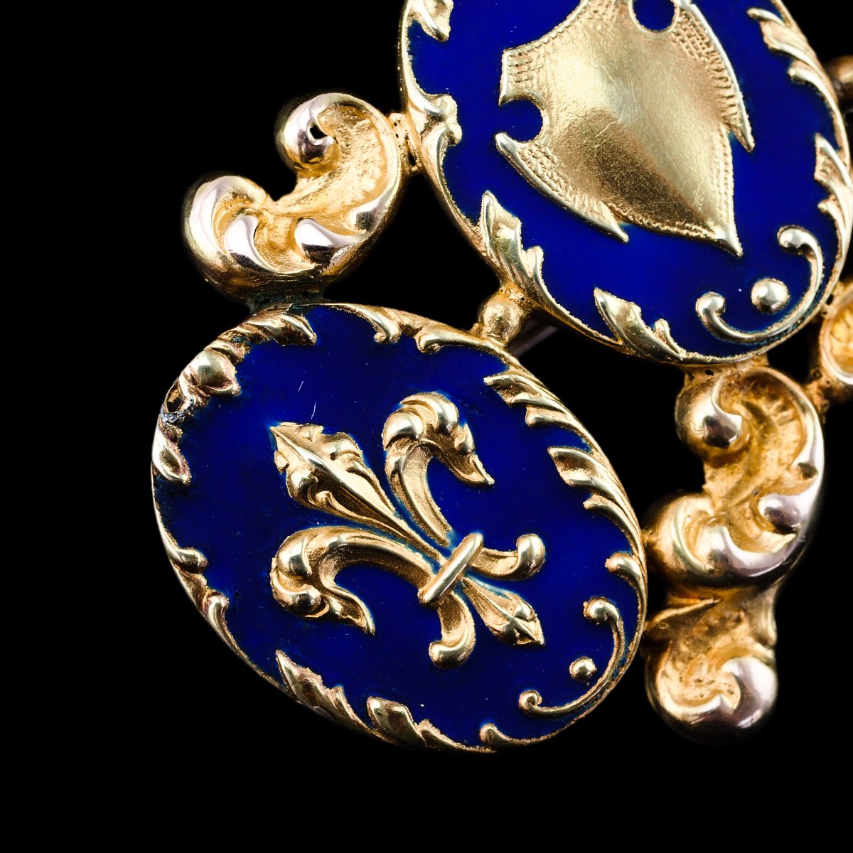 Broche ancienne en or 18 carats à émail bleu fleur-de-lys – XIXᵉ siècle-photo-3