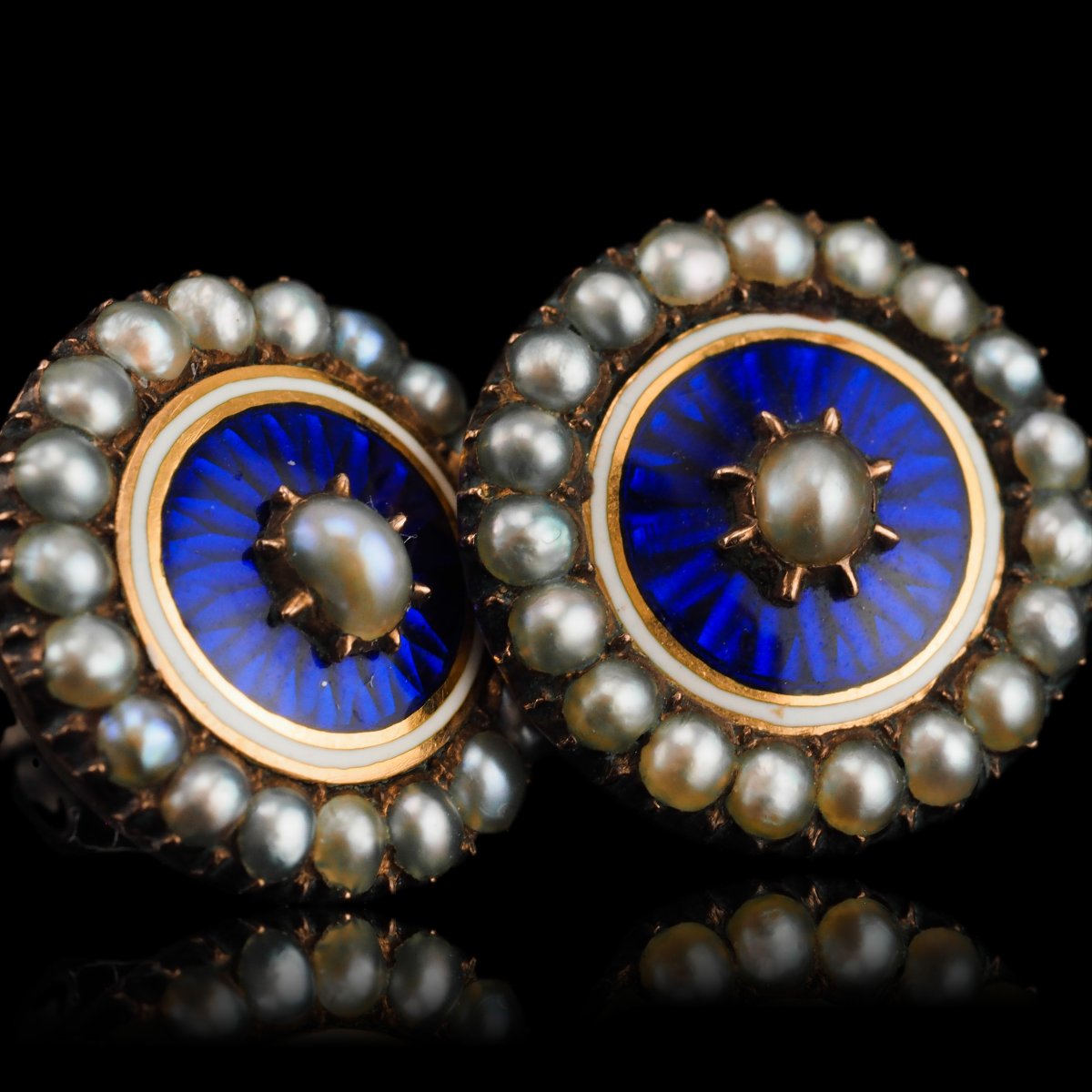 Boucles d’oreilles géorgiennes anciennes en or, émail guilloché bleu et perles – vers 1800-photo-3
