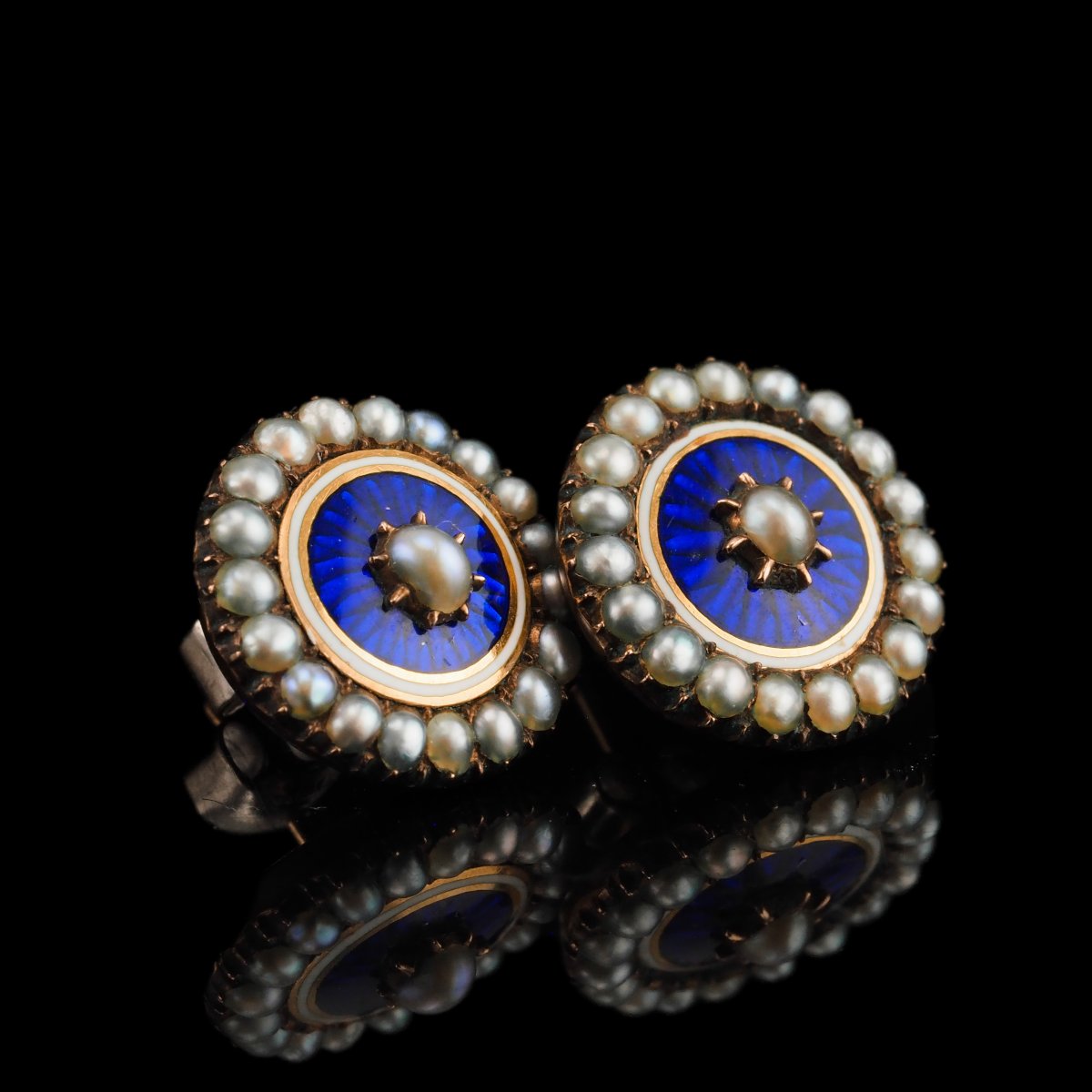 Boucles d’oreilles géorgiennes anciennes en or, émail guilloché bleu et perles – vers 1800-photo-3