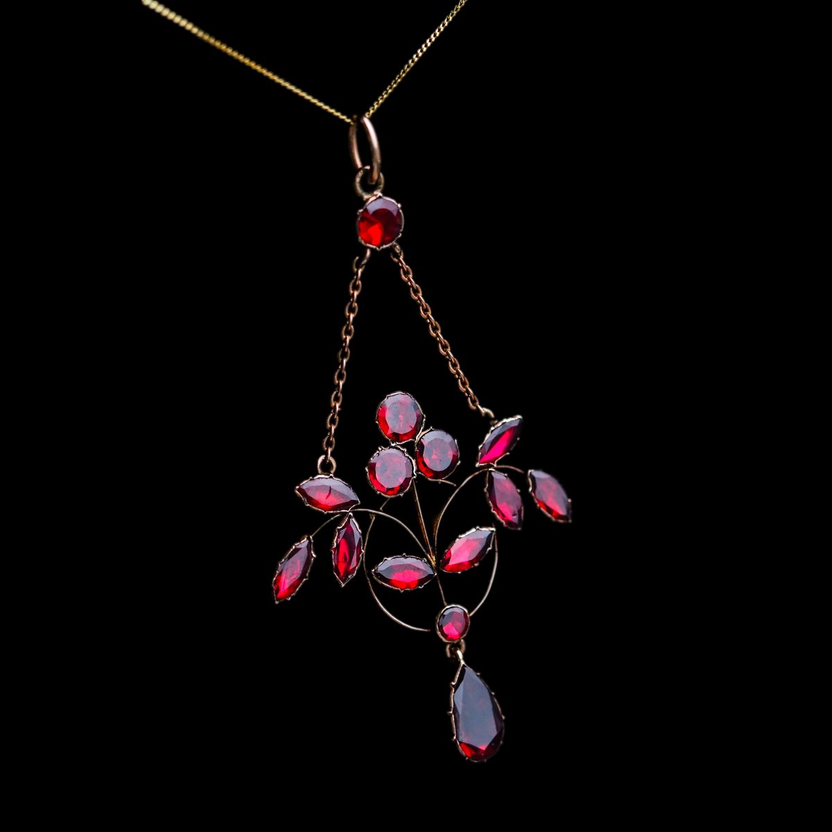 Pendentif ancien Art nouveau en grenat, or 9K , vers 1900-photo-6