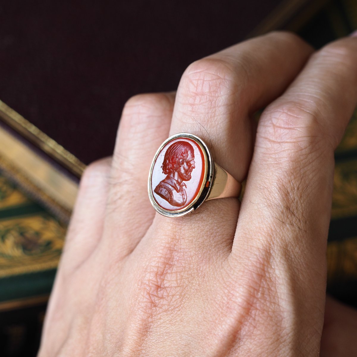 Antique 18k Gold Carnelian Intaglio Ring, Side Profile Gentleman - 19th Century.-photo-2