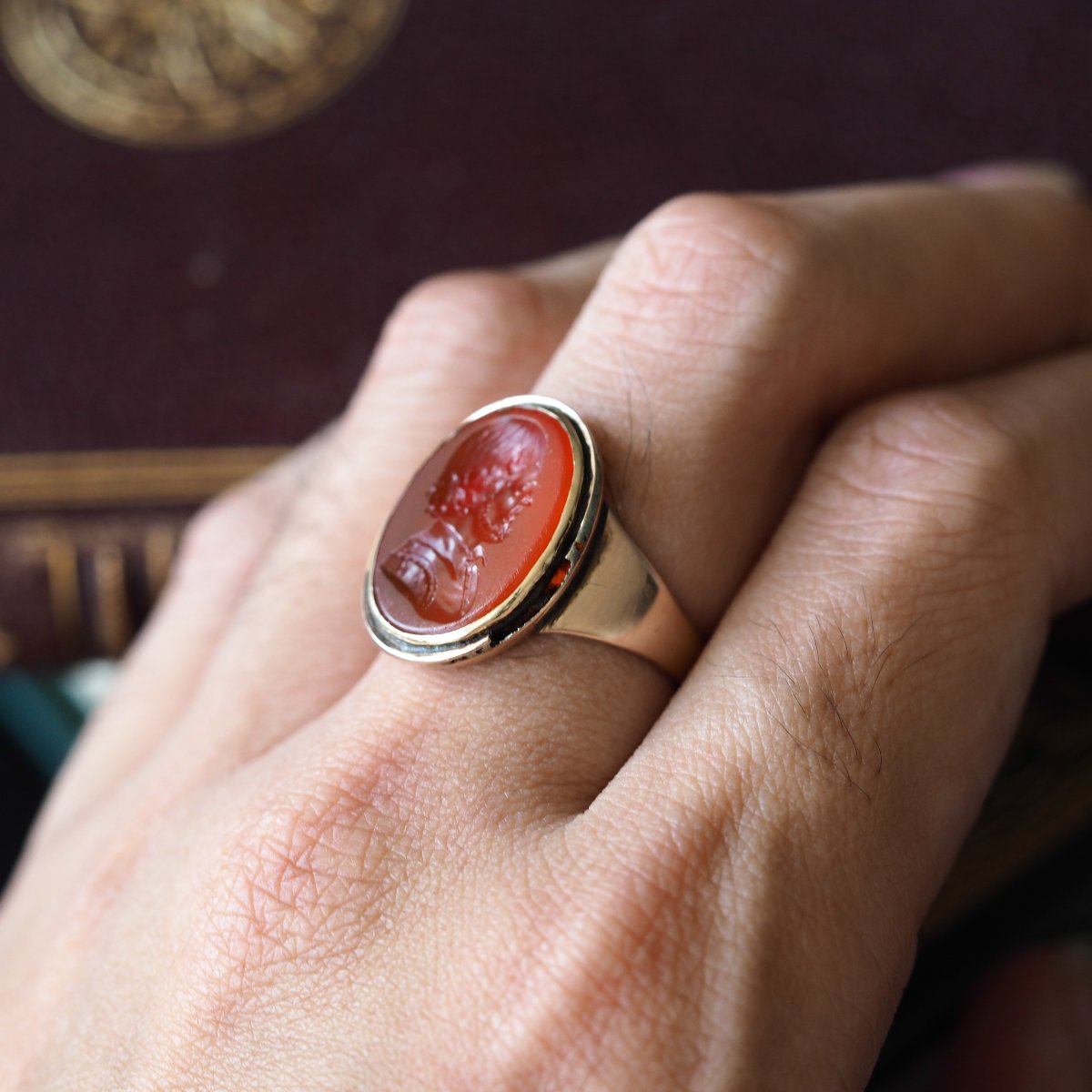 Antique 18k Gold Carnelian Intaglio Ring, Side Profile Gentleman - 19th Century.-photo-4