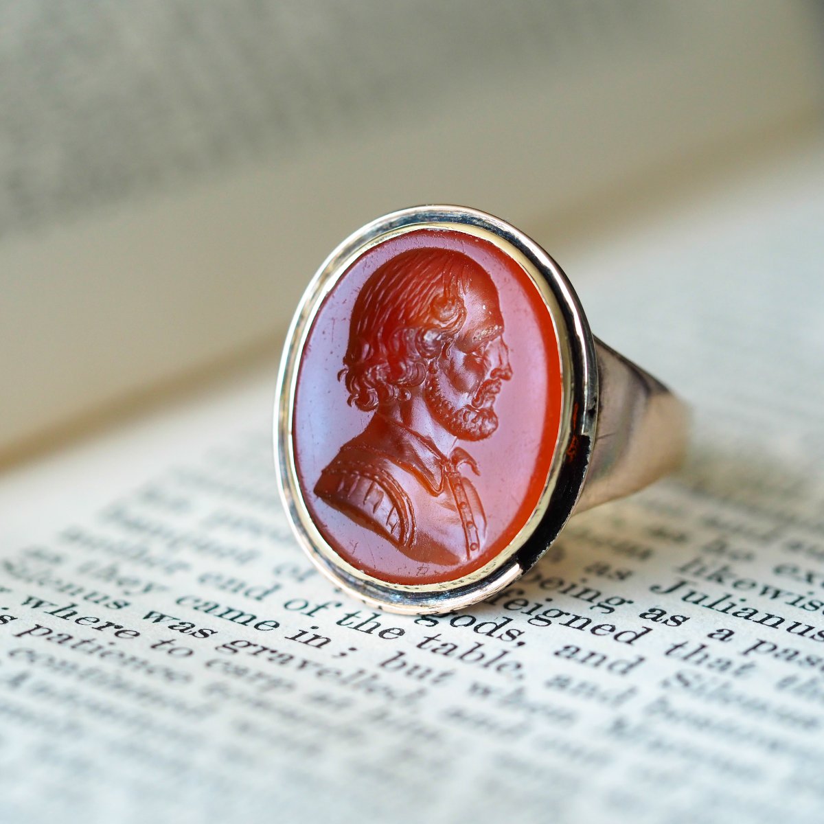 Antique 18k Gold Carnelian Intaglio Ring, Side Profile Gentleman - 19th Century.-photo-6