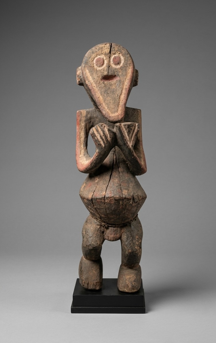 Statue Manbila Cameroun-nigeria