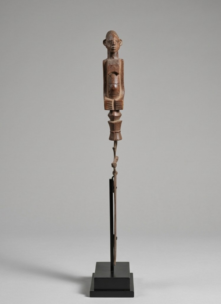 COUTEAU DE JET MANGBETU. RÉPUBLIQUE DÉMOCRATIQUE DU CONGO -photo-2