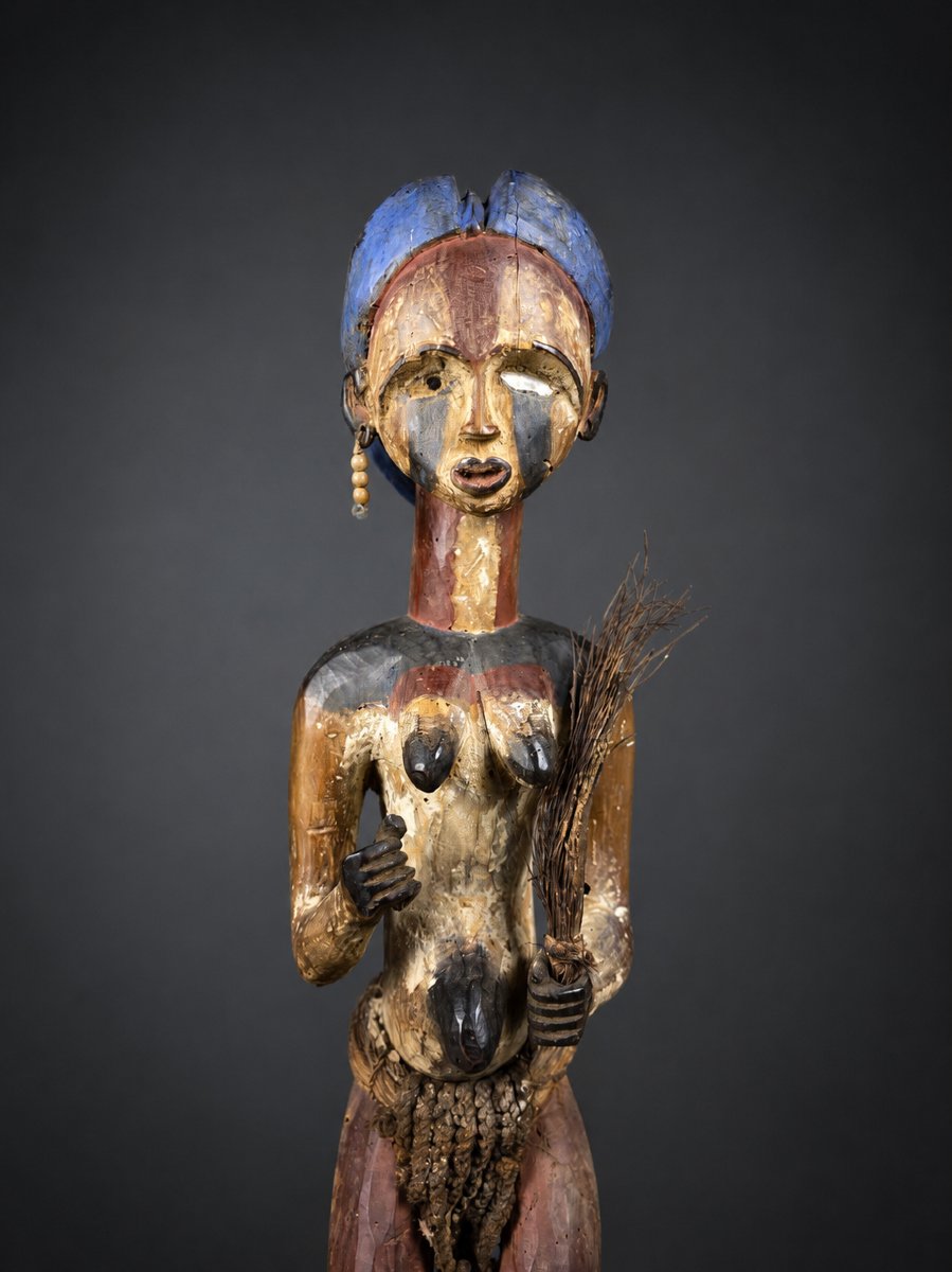 Pounou-lumbu Ancestral Statue -photo-1