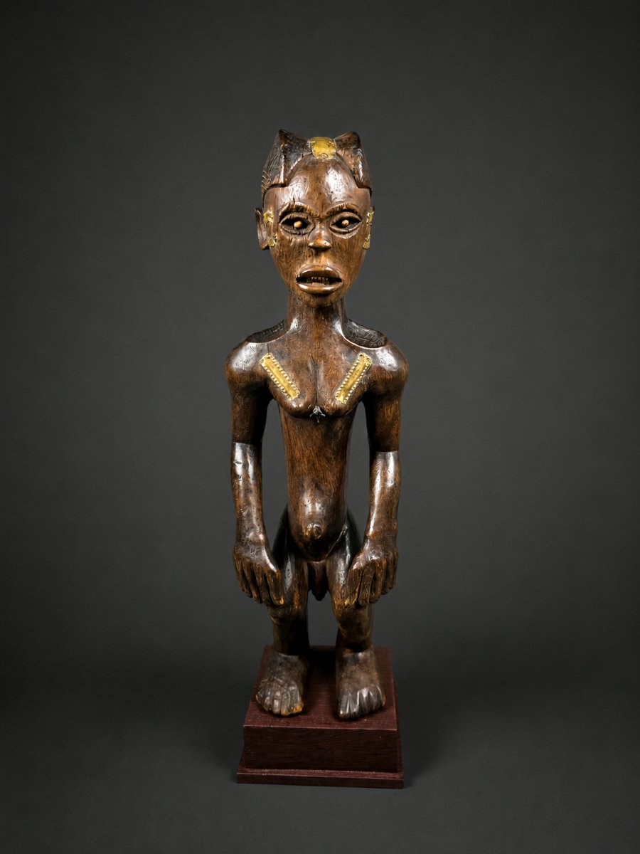 Fang Mabea Statue -photo-2