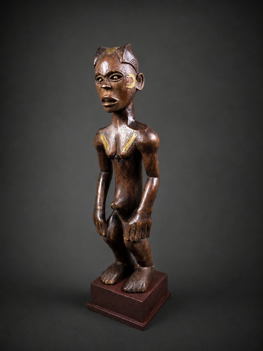 Fang Mabea Statue -photo-4