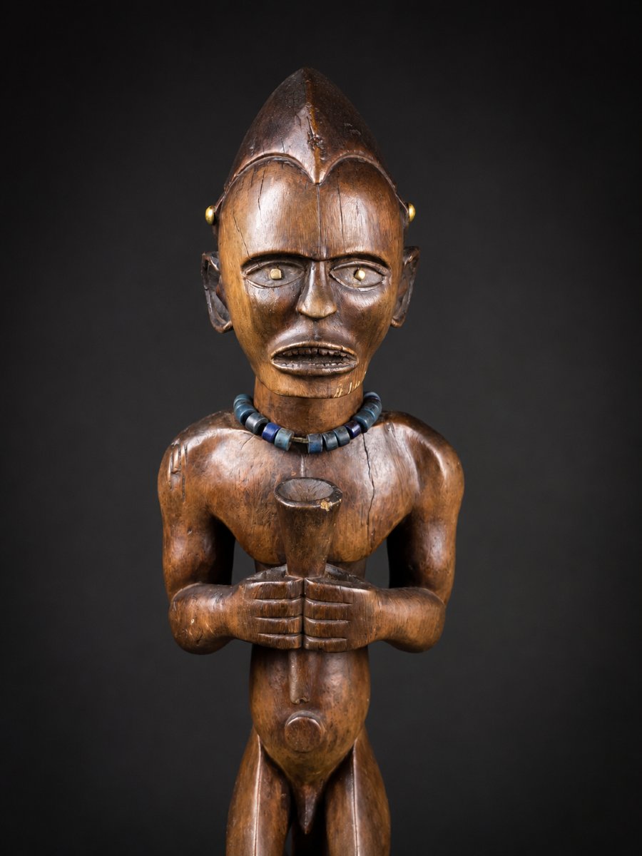 Fang Benga Statue-photo-1