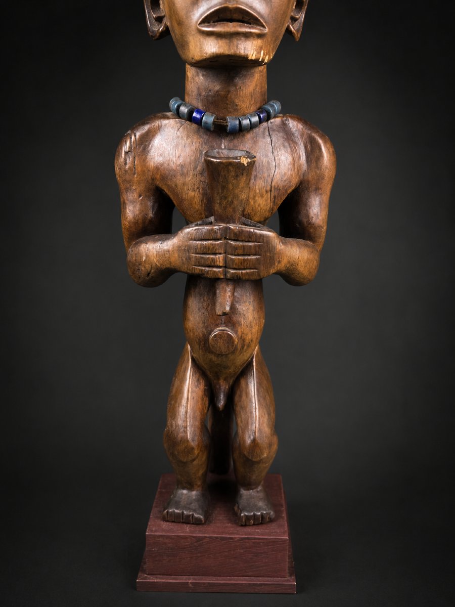 Fang Benga Statue-photo-2