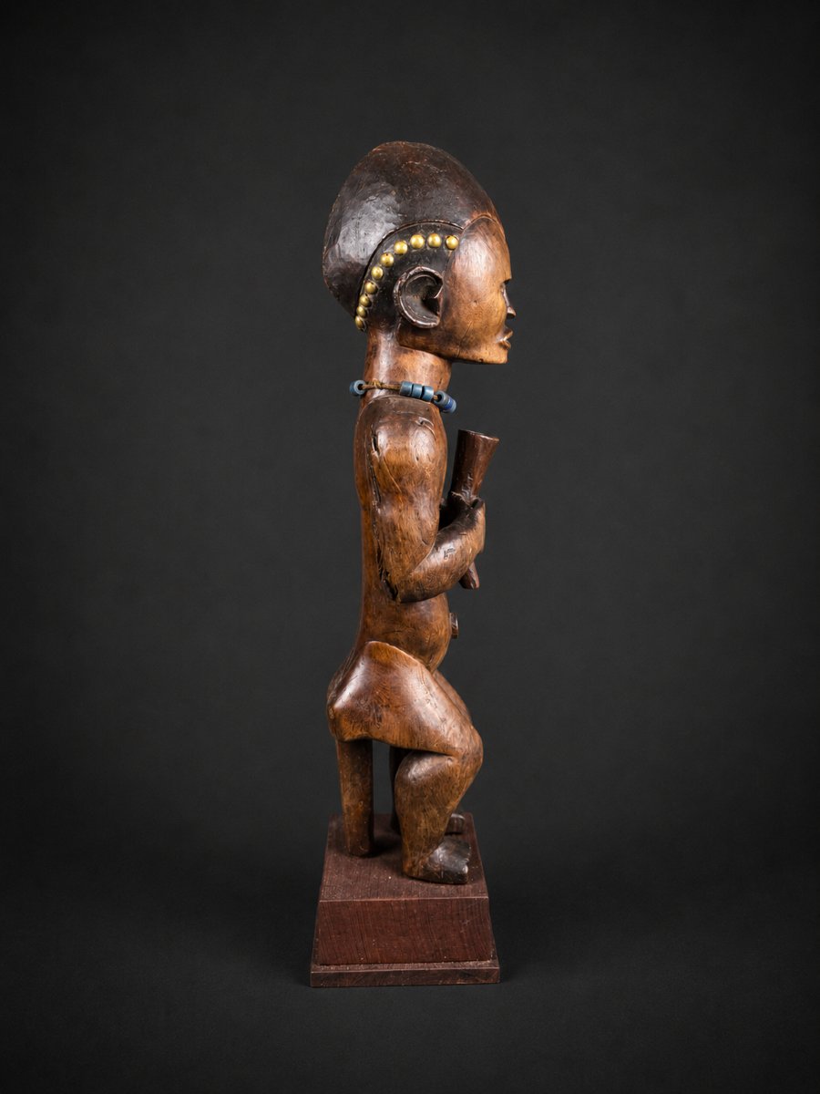 Fang Benga Statue-photo-3