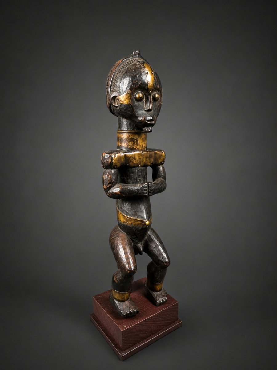 Statue Of Fang Ngoumba -photo-3