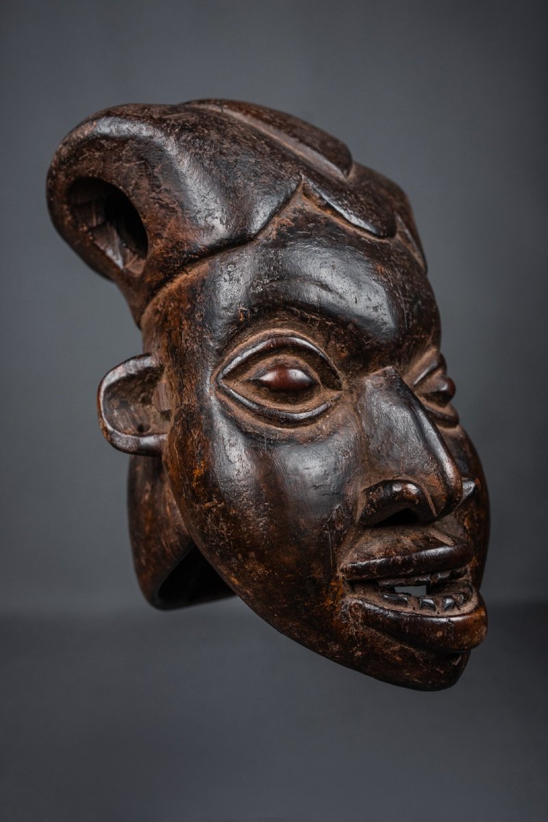 Ngoin-bamoun Helmet Mask -photo-3