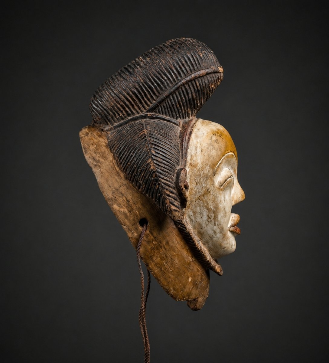 MASQUE PUNU-POUNOU- GABON -photo-2