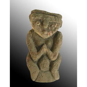 Exceptional Stylized Maternity Carved In Coral Stone Vanuatu Oceania Premier Art
