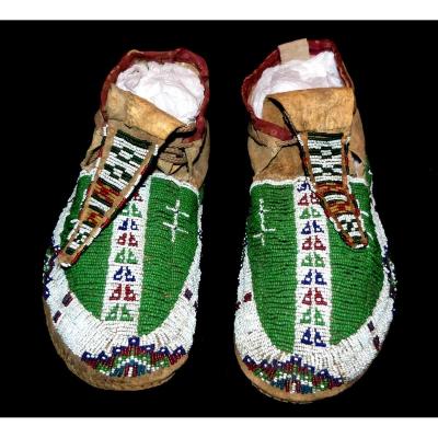 Pair Of  Sioux Moccasins From The North American Highlands Indian