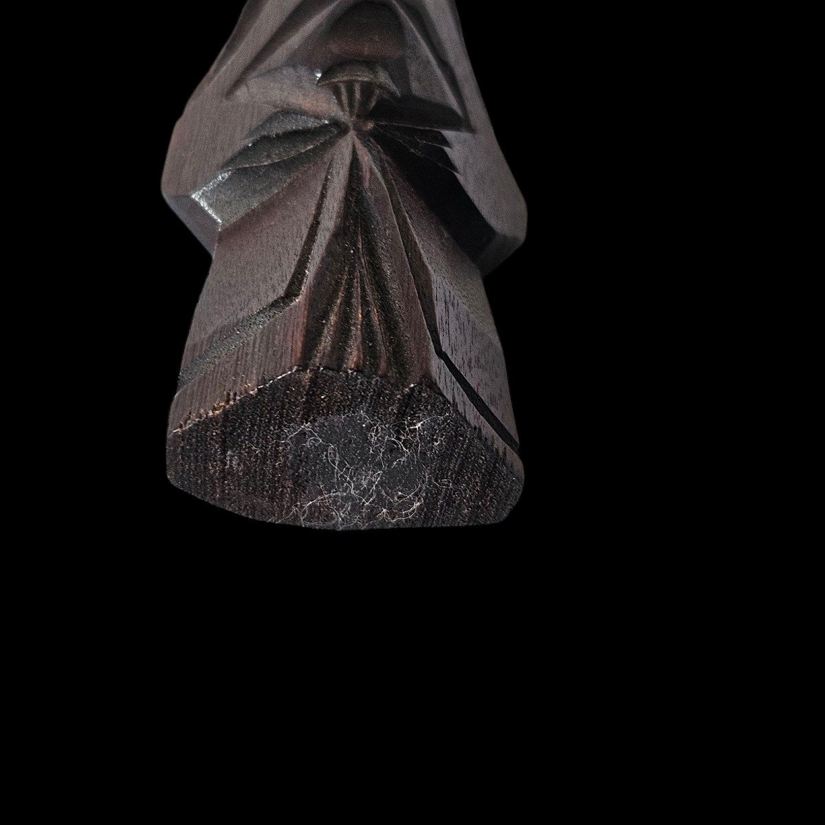 Dame De Cour .netsuke -photo-1