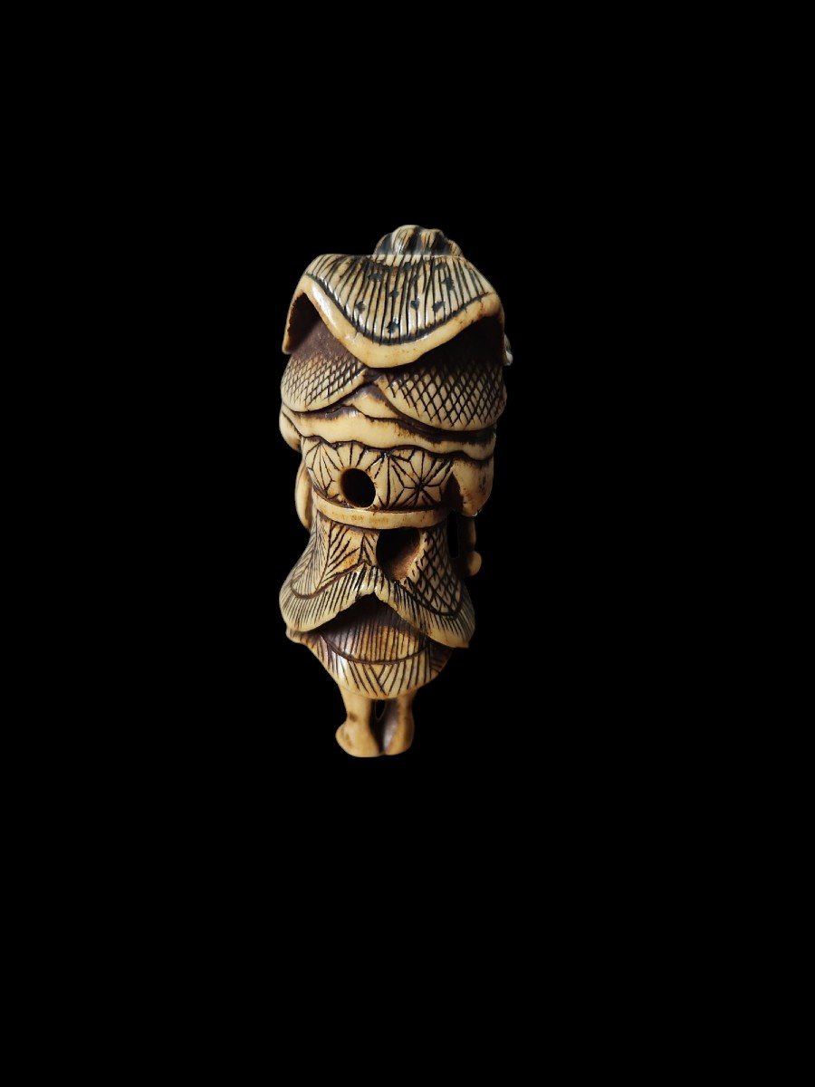 Stranger To The Drum.netsuke-photo-3