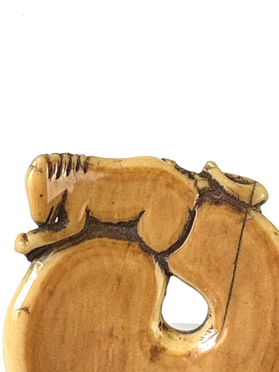 Netsuke Depicting The Horse Chorako Emerging From Its Gourd-photo-2