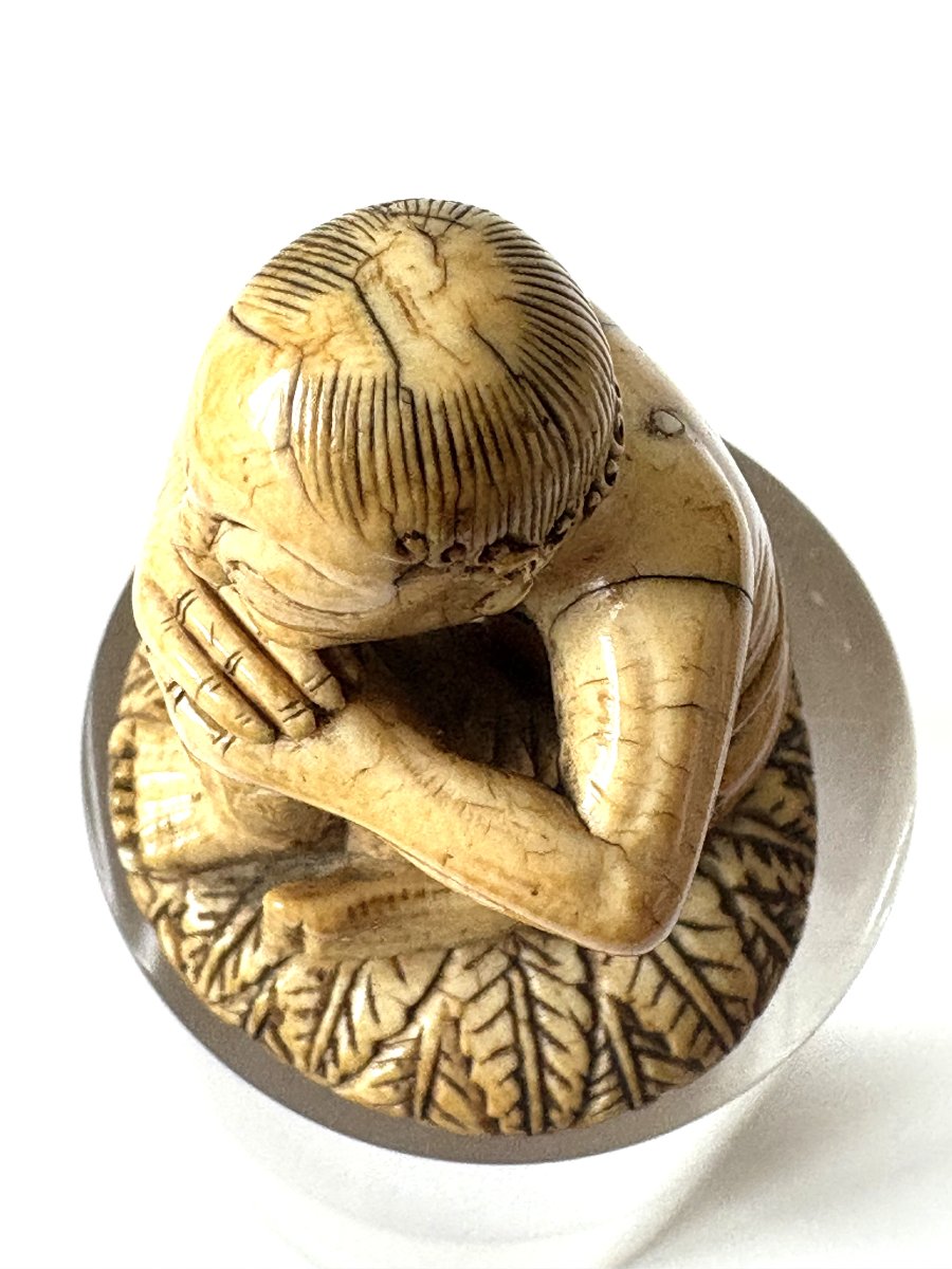 Netsuke Depicting An Islander From The Southern Islands-photo-2
