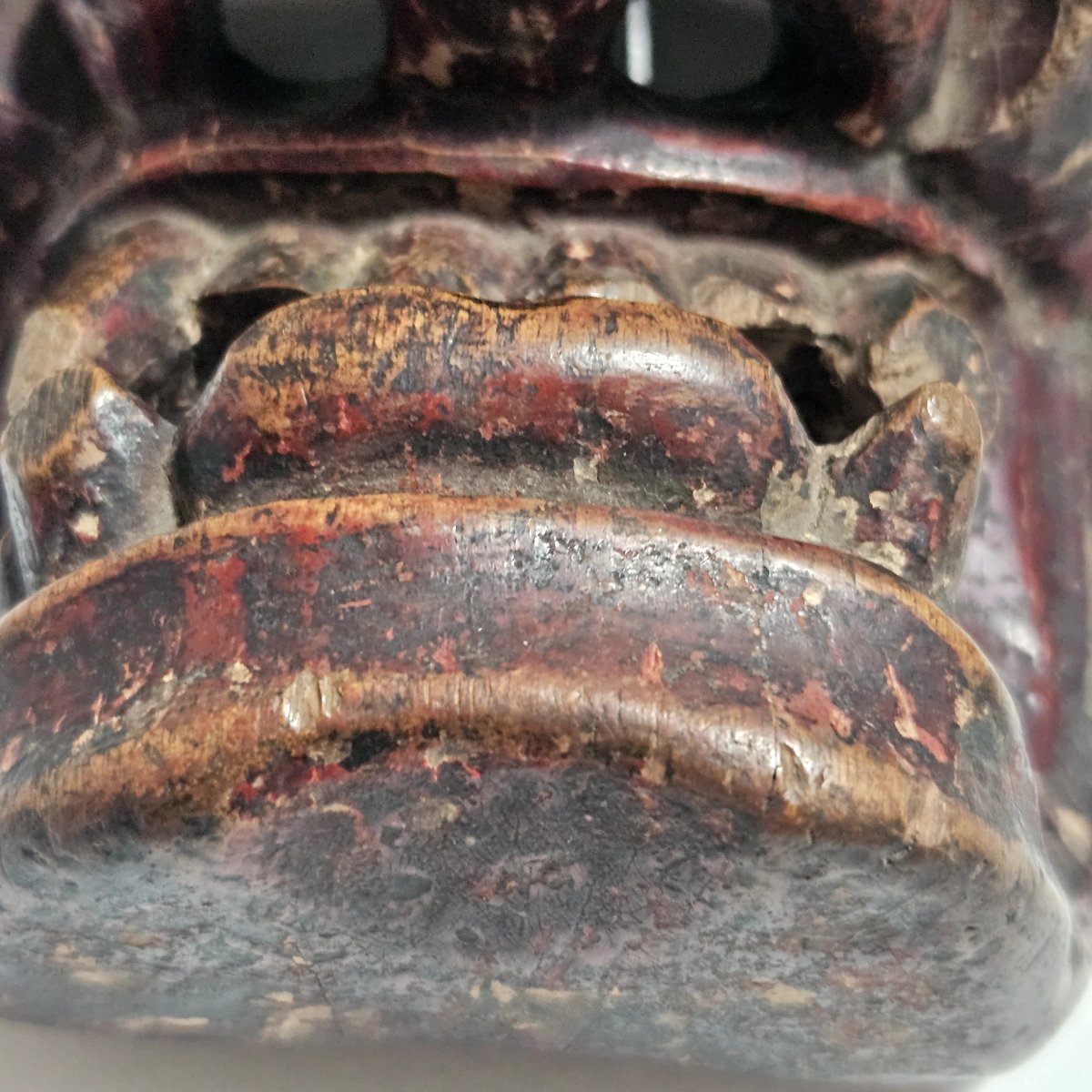 Japanese Demon Mask Made Of Lacquered Wood -photo-7