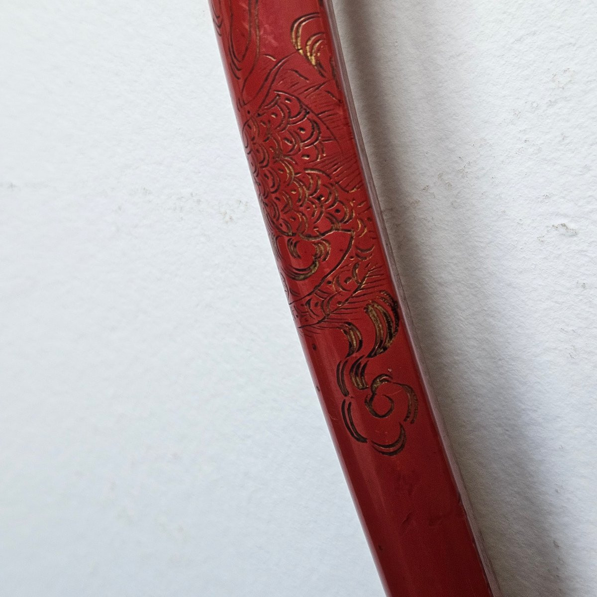 Grand Nyoi en laque Negoro à décor de dragon doré.Japon-photo-7