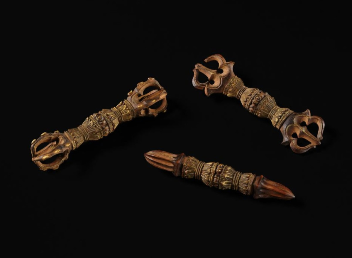 3 Buddhist Ritual Kongo In Gilded Wood.japan