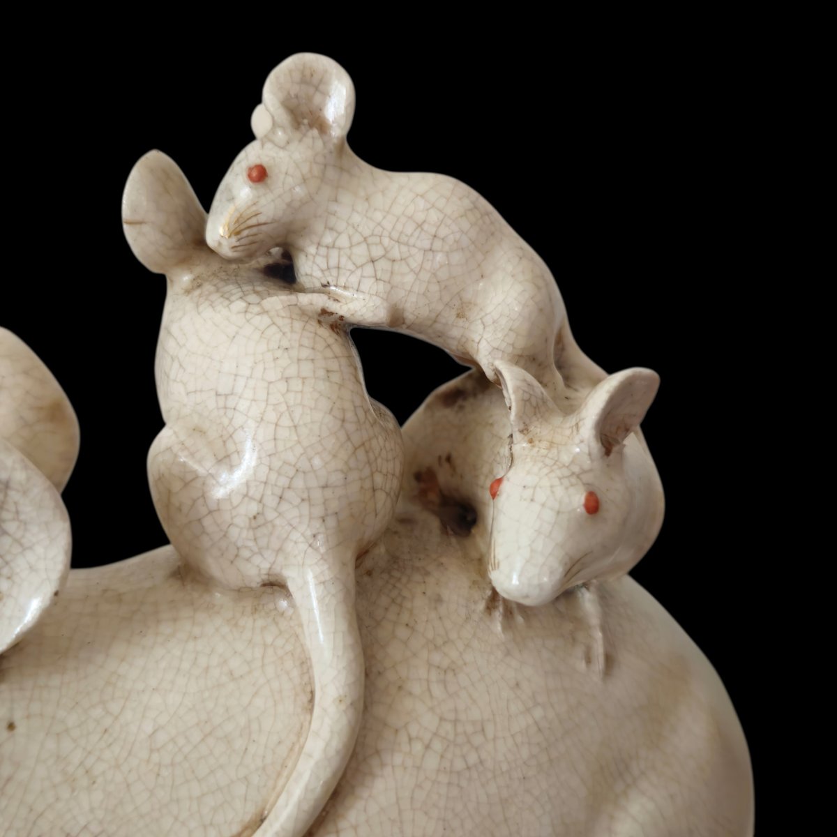 Kogo aux souris en céramique blanche d'Osaka.Japon .encens. -photo-3