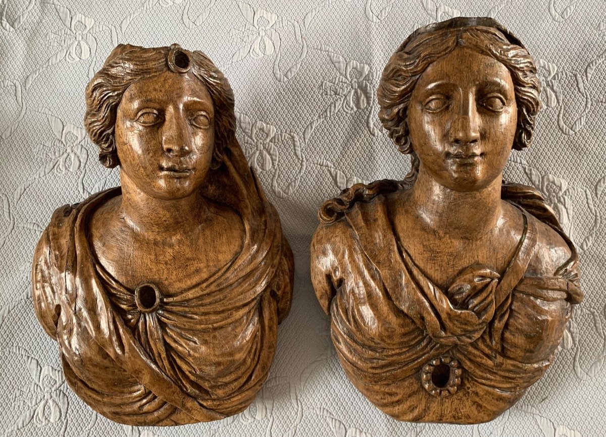 Paire De Grands Bustes Reliquaires En Chêne D’époque 17eme  De La Région Hauts De France
