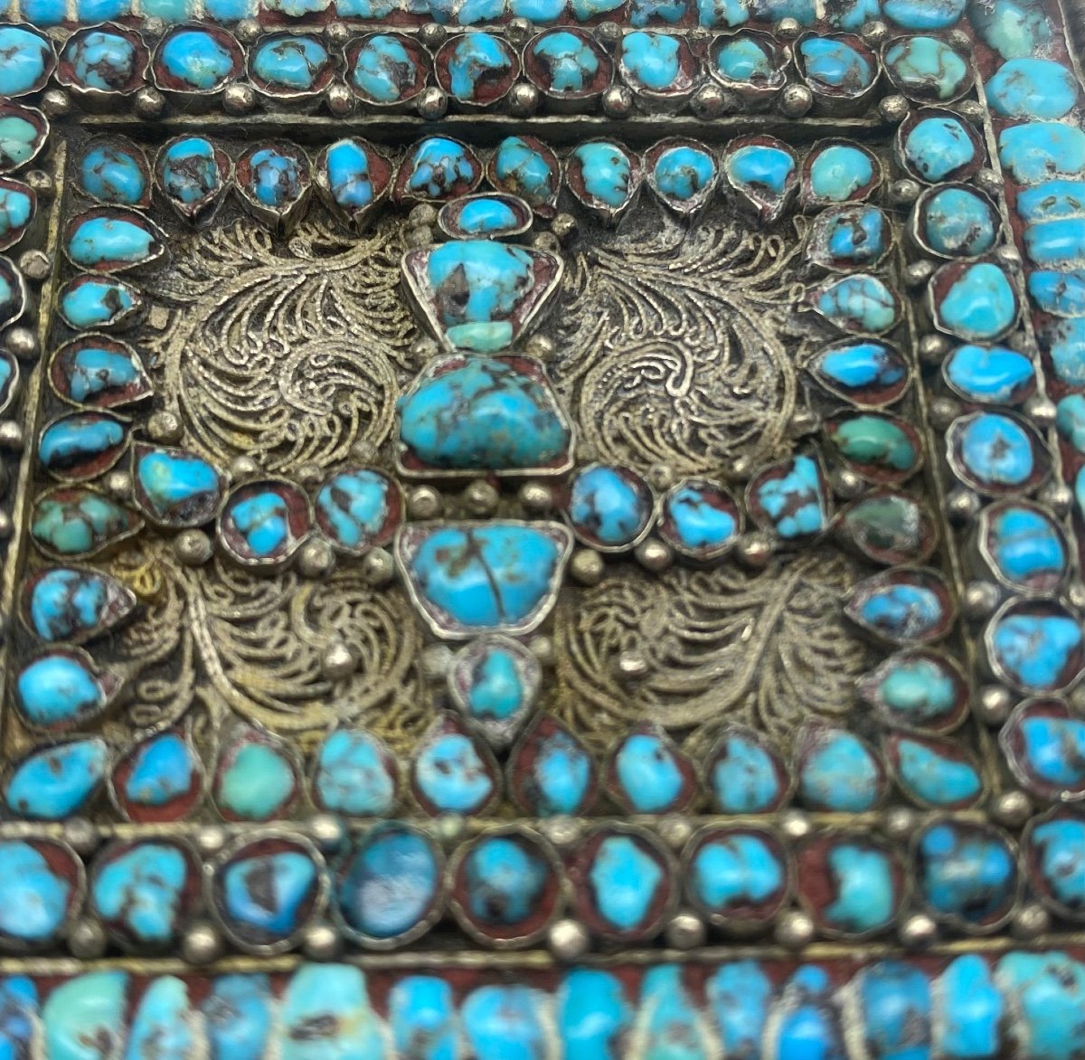 Tibet XIX Rare Gau Amulet Box In Silver In The Shape Of A Mandala-photo-4