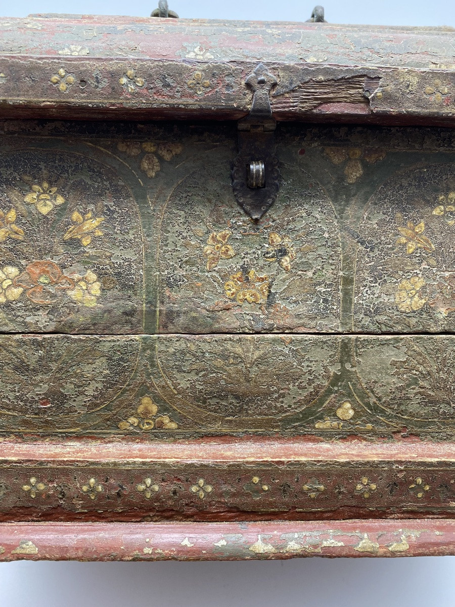 Rare Petit Coffret Tibetain Peint Du XVIIe Siècle Avec Poignée Naga -photo-8