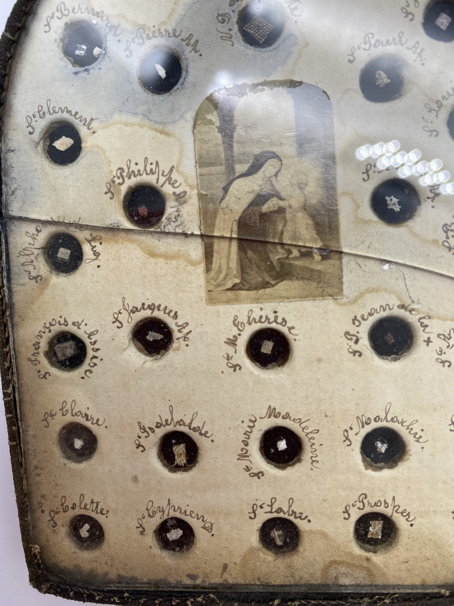 19th Century French Double-sided Reliquary With 58 Holy Relics Behind Glass-photo-2