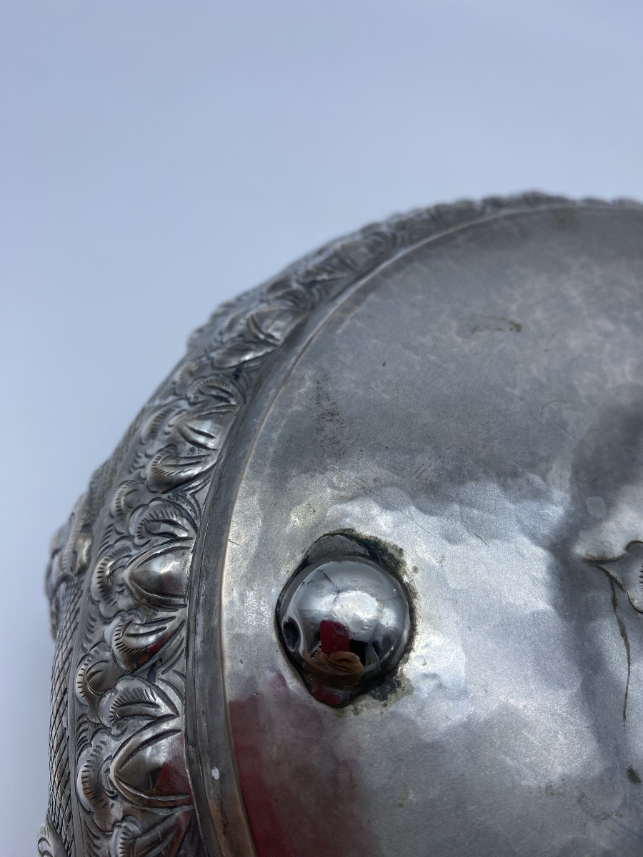 ANCIEN ET GRAND BOL BIRMAN EN ARGENT REPOUSSÉ THABEIK 24 CM 581 GR-photo-7