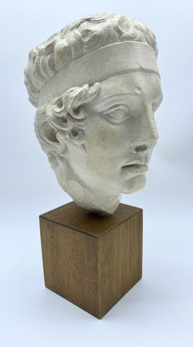 Roman Head In Plaster And Marble After An Original Greek Diadumenus