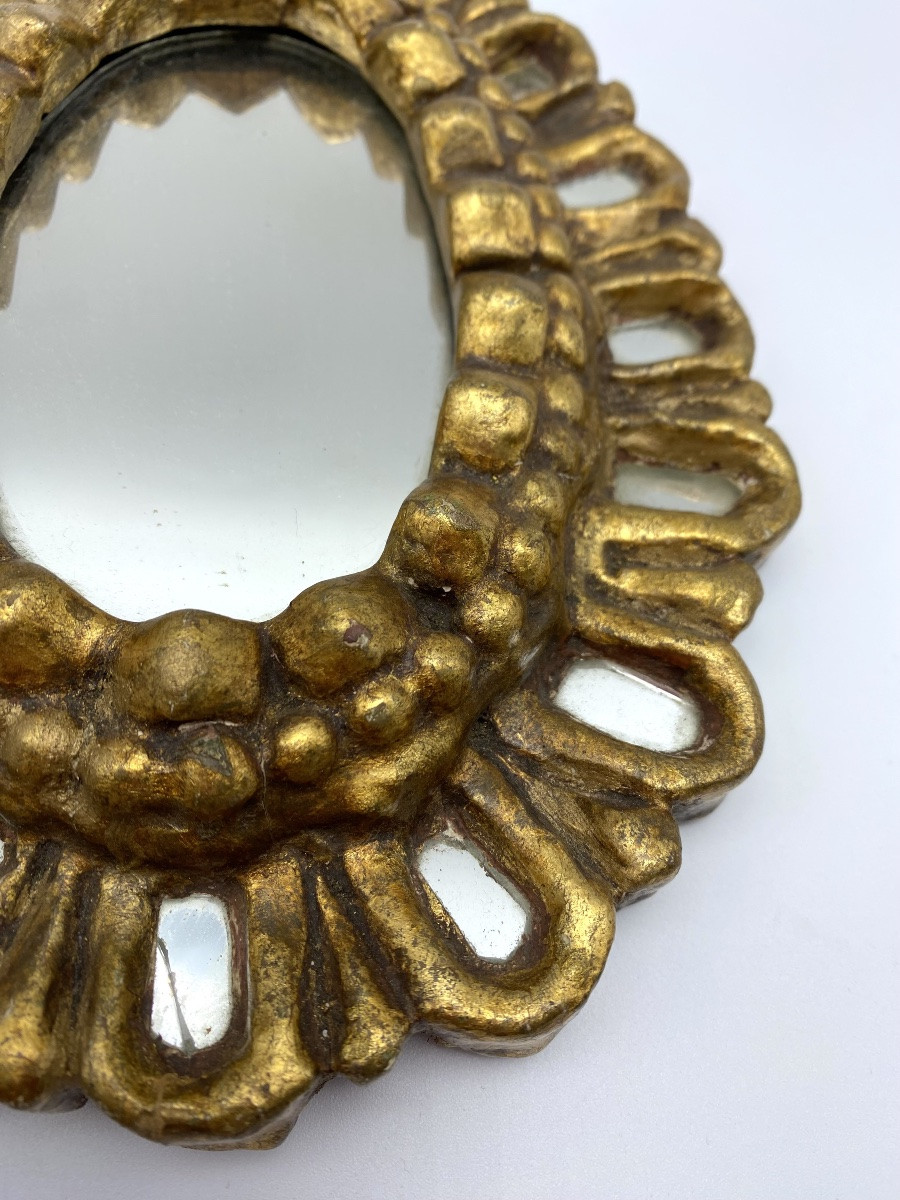 Ancien miroir soleil français sculpté  bois doré petit modèle avec inclusions -photo-4